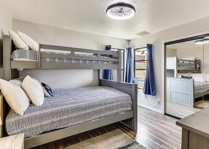 Game Room, Pool & Fun At 'indian Land Oasis' Ferienhaus Lake Havasu City